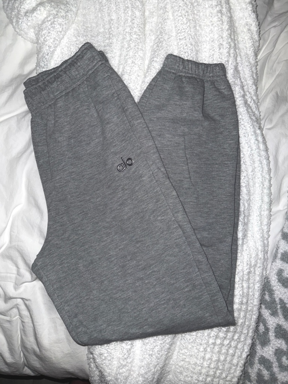 ALO Sweatpants | Gray